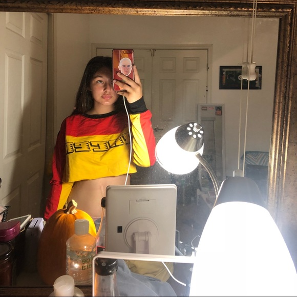 lupsona Tops - RACER CROP TOP